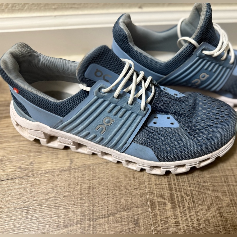 On Running Cloudtec Blue Woman Size 9 running athletic Sneakers